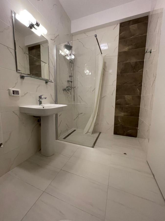 New Central Nr1 Self Checkin Oldcity Center Paid Parking With Lift 티미쇼아라 외부 사진